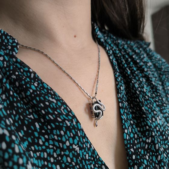 Серебряная подвеска с сапфиром nano 5.707ct