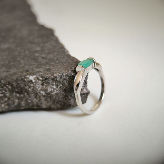 Серебряное кольцо с изумрудом 0.808ct