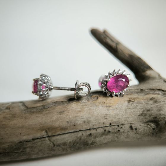 Серебряные серьги с рубином 2.662ct