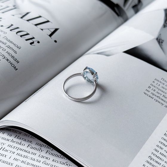 Серебряное кольцо с топазом 4.875ct