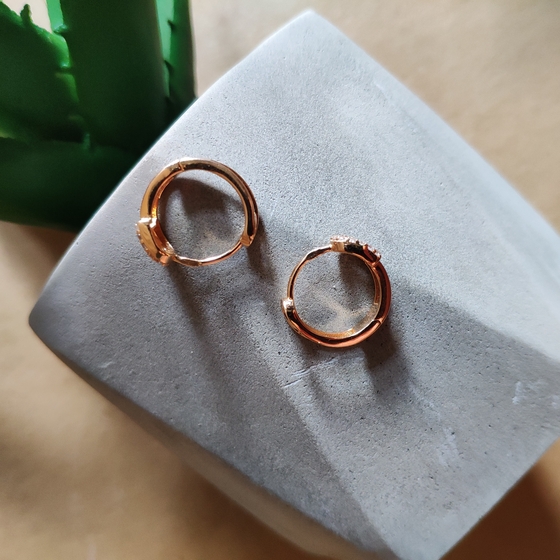 Золотые серьги с фианитами