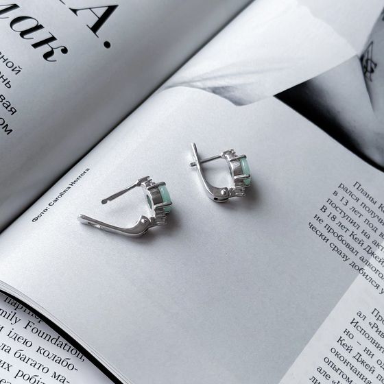 Серебряные серьги с изумрудом 2.788ct