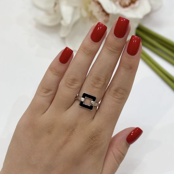 Серебряное кольцо с емаллю