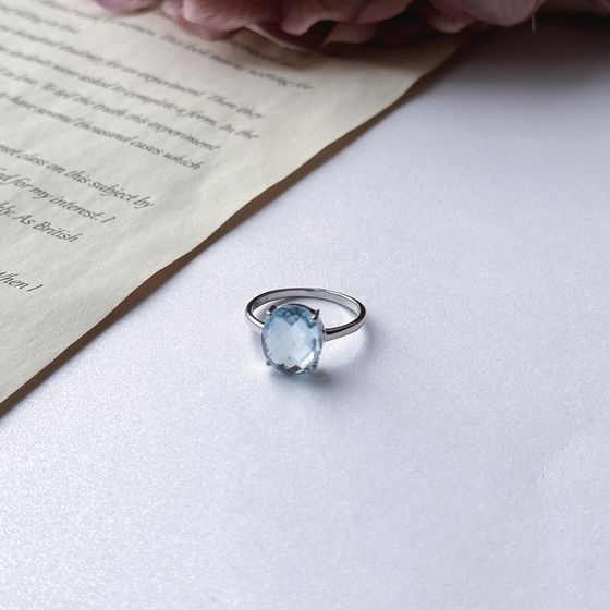 Серебряное кольцо с топазом 4.875ct