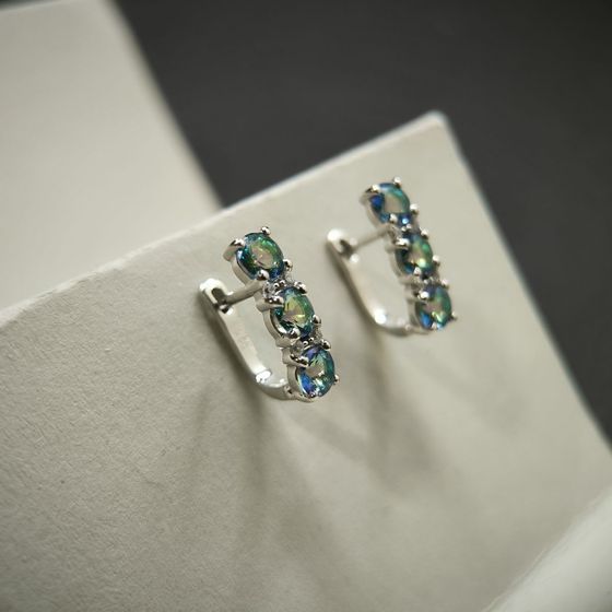 Серебряные серьги с мистик топазом 2.49ct