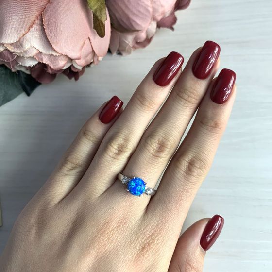 Серебряное кольцо с опалом 0.915ct, фианитами