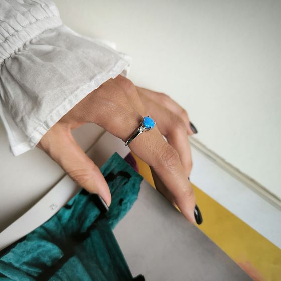 Серебряное кольцо с опалом 0.916ct