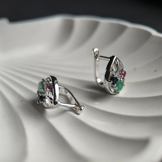Серебряные серьги с сапфиром 4.05ct, изумрудом, рубином