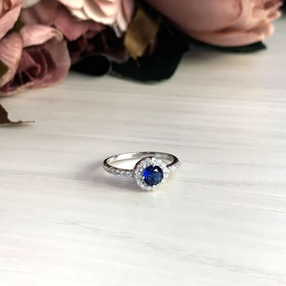 Серебряное кольцо с сапфиром nano 0.737ct