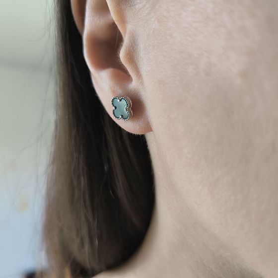 Серебряные серьги с малахитом