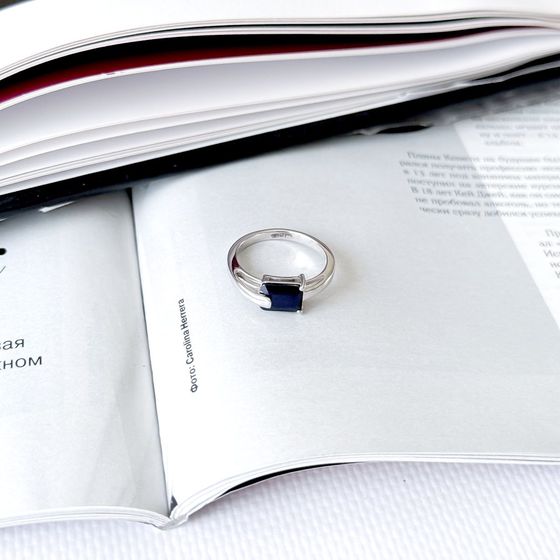 Серебряное кольцо с сапфиром 1.69ct