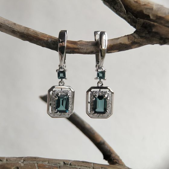 Серебряные серьги с топазом Лондон Блю 2.429ct
