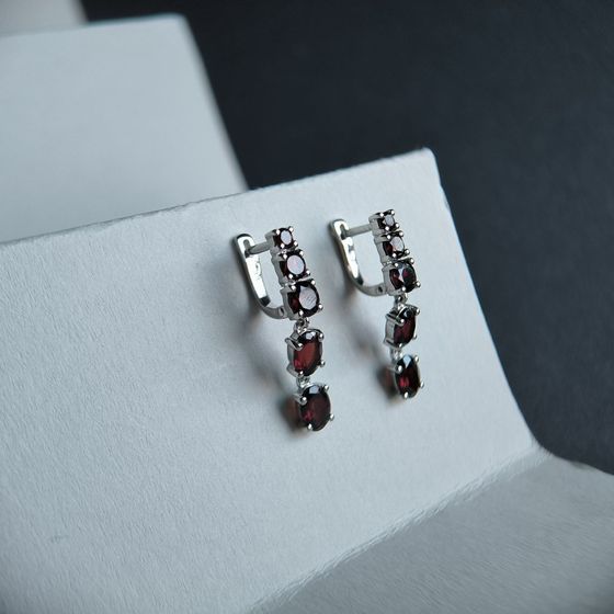 Серебряные серьги с гранатом 5.788ct