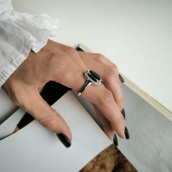 Серебряное кольцо с топазом Лондон Блю 3.487ct