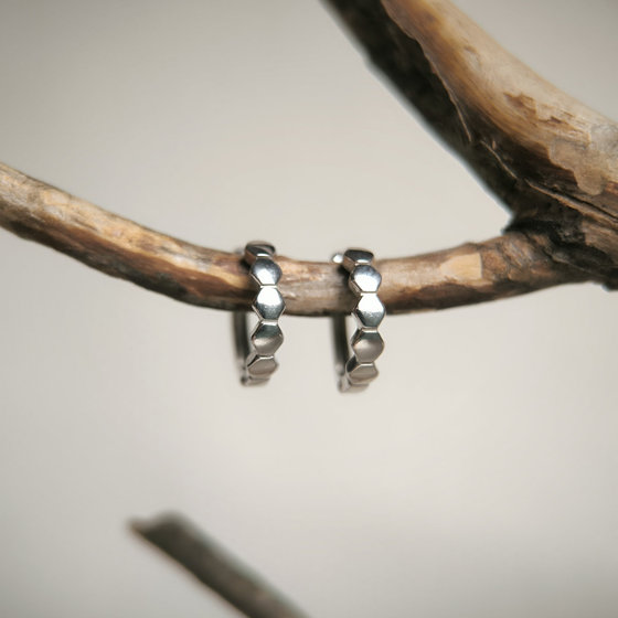 Серебряные серьги без камней