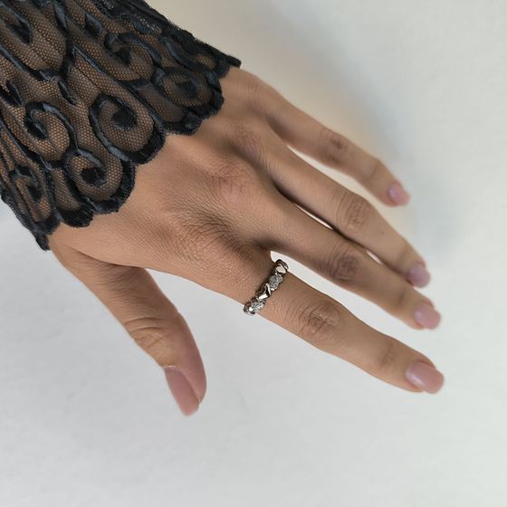 Серебряное кольцо с фианитами