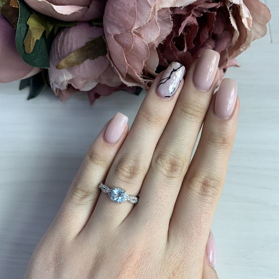 Серебряное кольцо с топазом 1.352ct