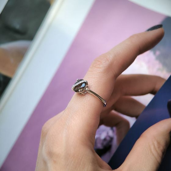 Серебряное кольцо с раухтопазом (дымчатым кварцем) 1.841ct, фианитами