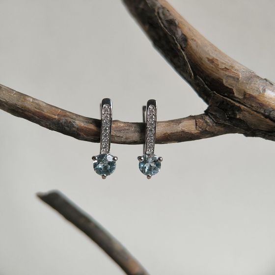 Серебряные серьги с топазом 1.211ct, фианитами