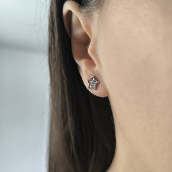 Серебряные серьги с фианитами