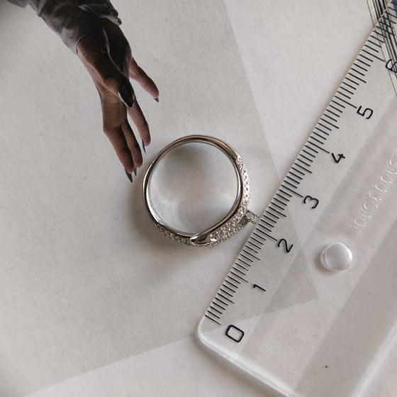 Серебряное кольцо с фианитами