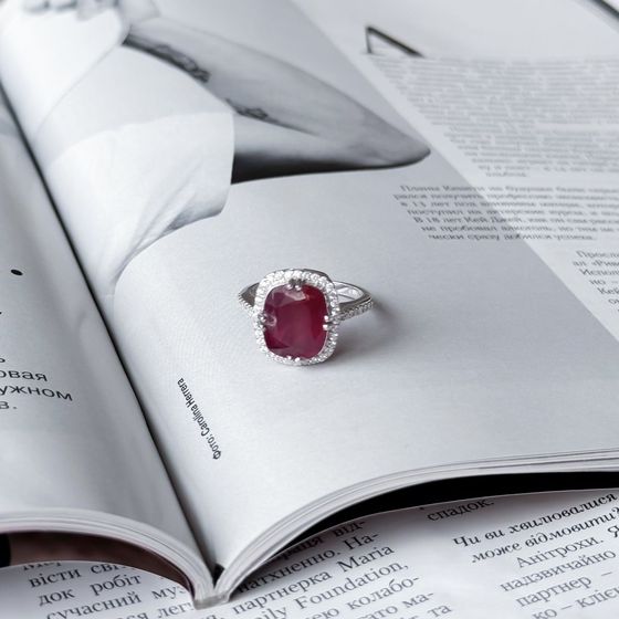 Серебряное кольцо с рубином 8.057ct