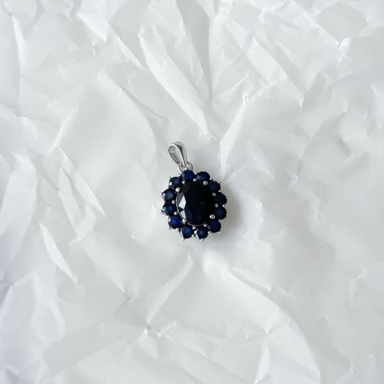 Серебряная подвеска с сапфиром 5.375ct