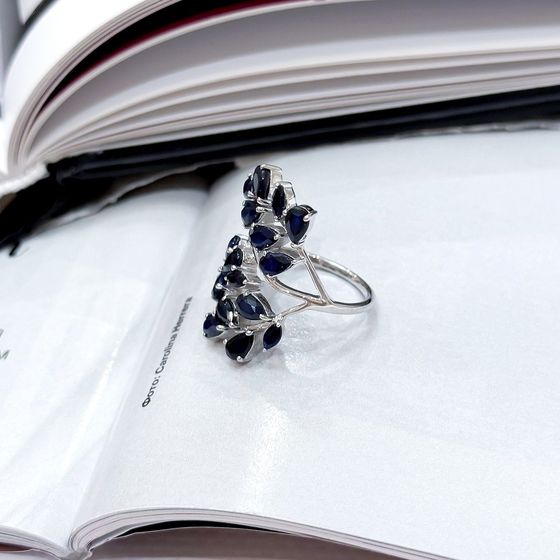 Серебряное кольцо с сапфиром 3.725ct