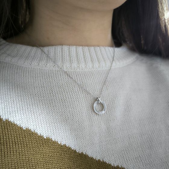 Серебряное колье с перламутром