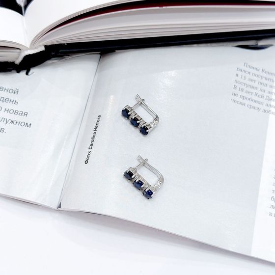 Серебряные серьги с сапфиром 3.318ct, фианитами