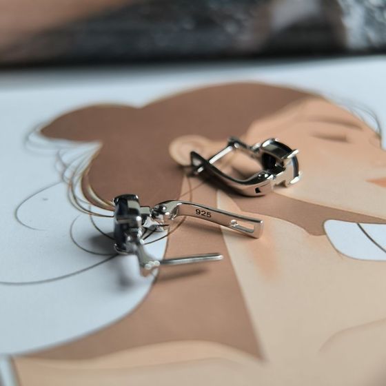 Серебряные серьги с сапфиром 2.757ct