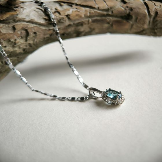 Серебряная подвеска с топазом Лондон Блю 0.746ct