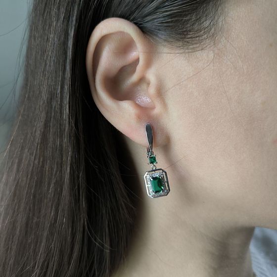 Серебряные серьги с изумрудом nano 2.367ct
