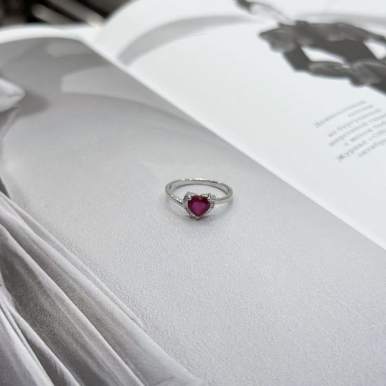 Серебряное кольцо с рубином 1.055ct