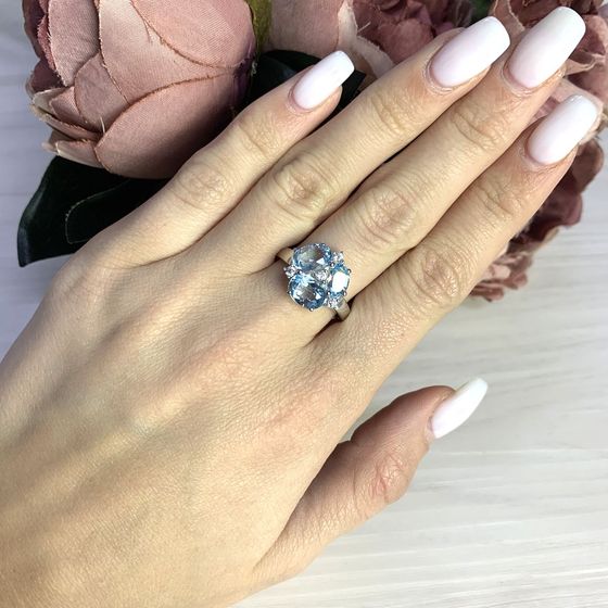 Серебряное кольцо с топазом