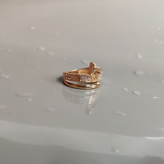 Золотое кольцо с фианитами 0.28ct