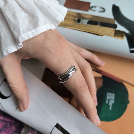 Серебряное кольцо без камней