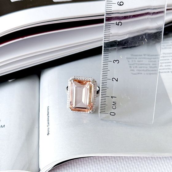 Серебряное кольцо с морганитом nano 13.12ct, фианитами