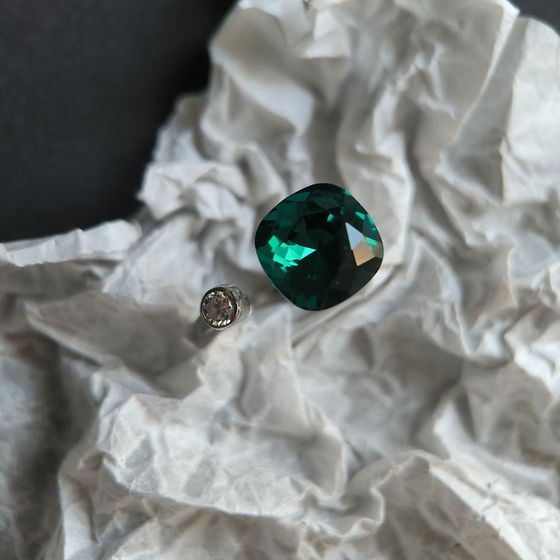 Серебряное кольцо с фианитами