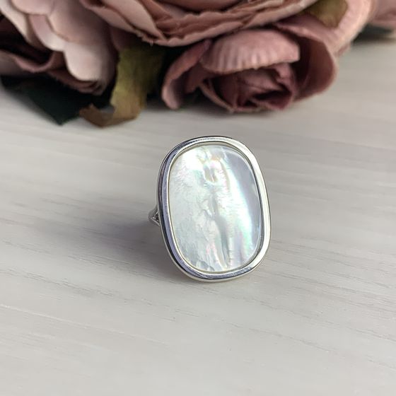 Серебряное кольцо с перламутром 5.781ct