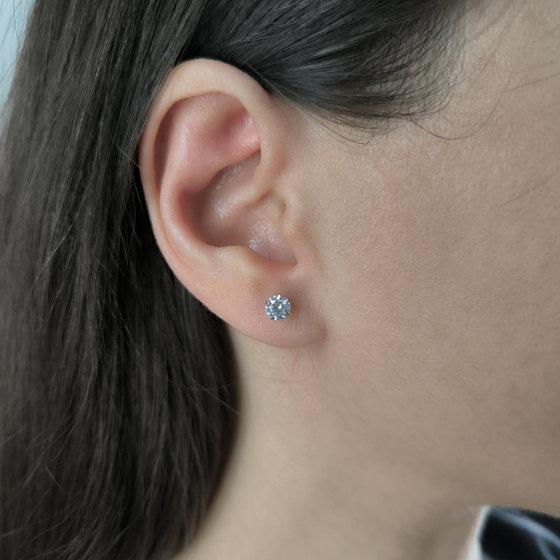 Серебряные серьги с фианитами