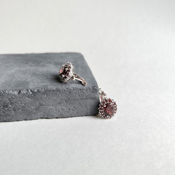 Серебряные серьги с гранатом 5.67ct