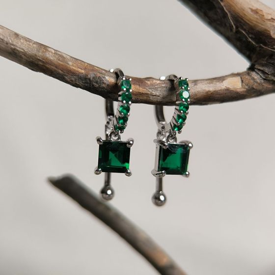 Серебряные серьги с изумрудом nano 2.295ct