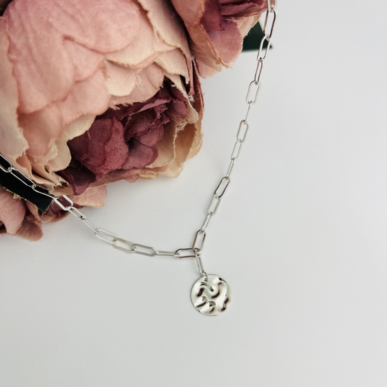 Серебряное колье без камней