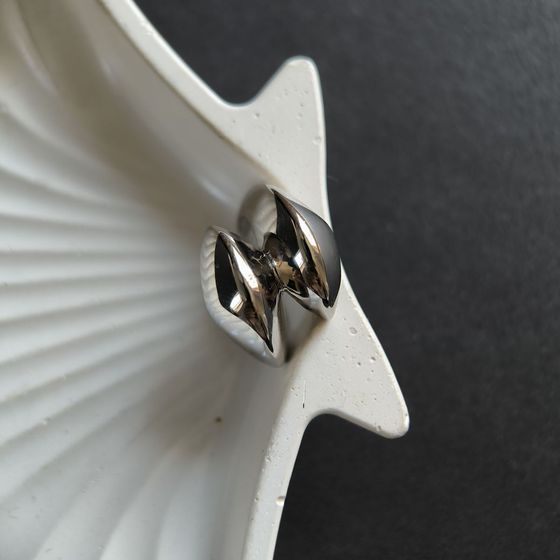 Серебряное кольцо без камней