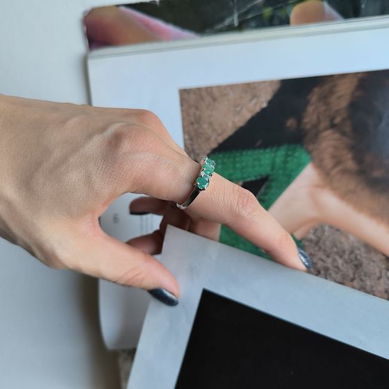 Серебряное кольцо с изумрудом 1.403ct