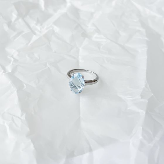 Серебряное кольцо с топазом 6.08ct
