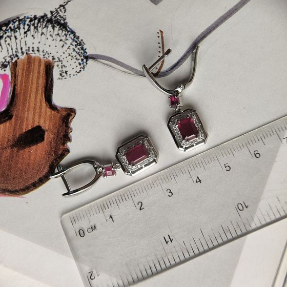 Серебряные серьги с рубином 1.717ct