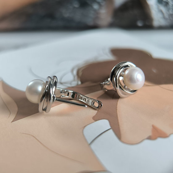 Серебряные серьги с жемчугом