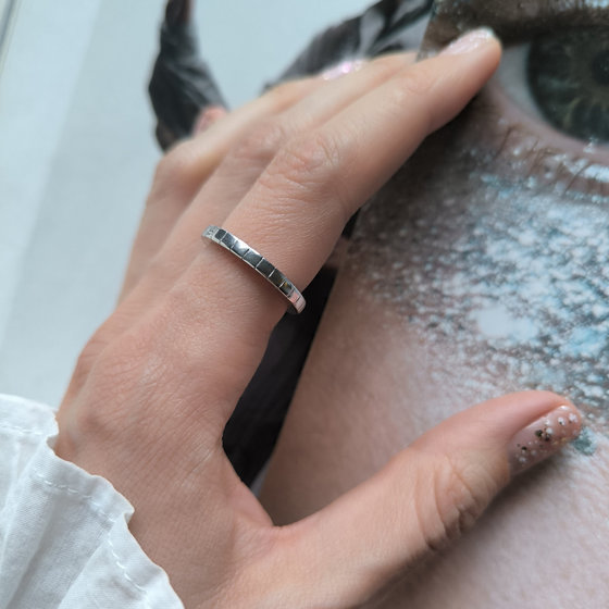 Серебряное кольцо с фианитами